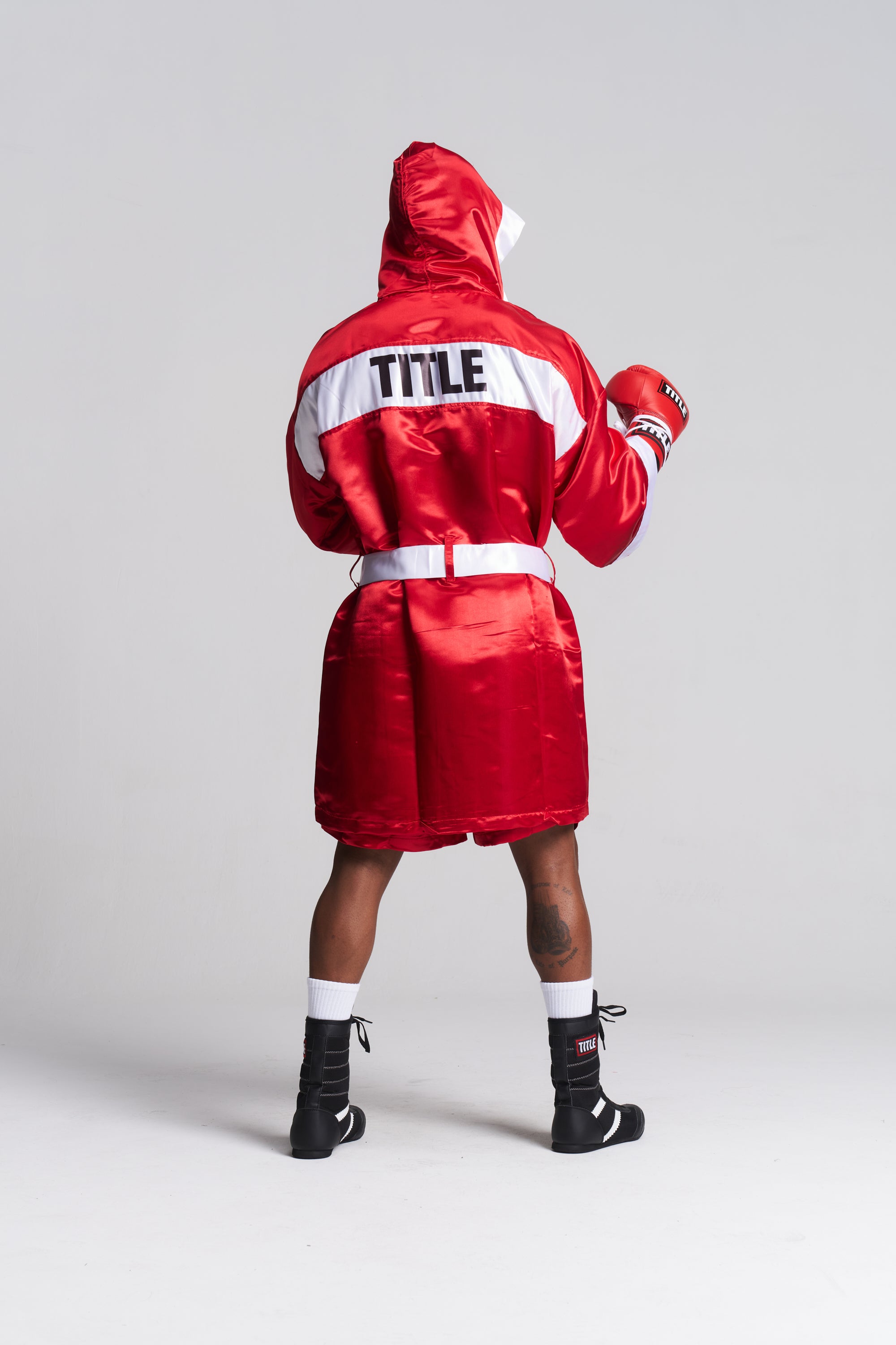 TITLE Fingertip Boxing Robe: Satin, Blue or Red with White Trim