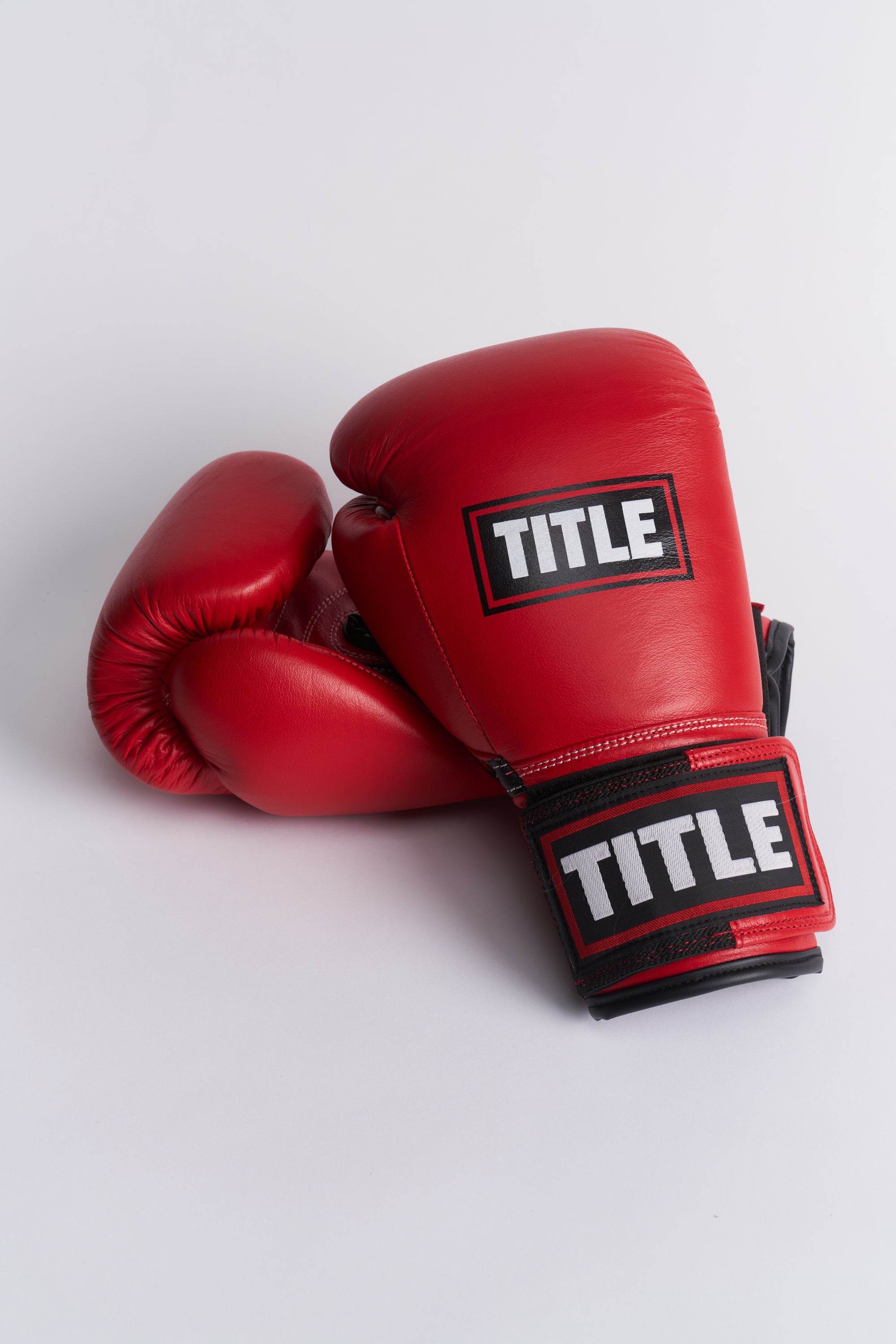 TITLE Competition Gloves