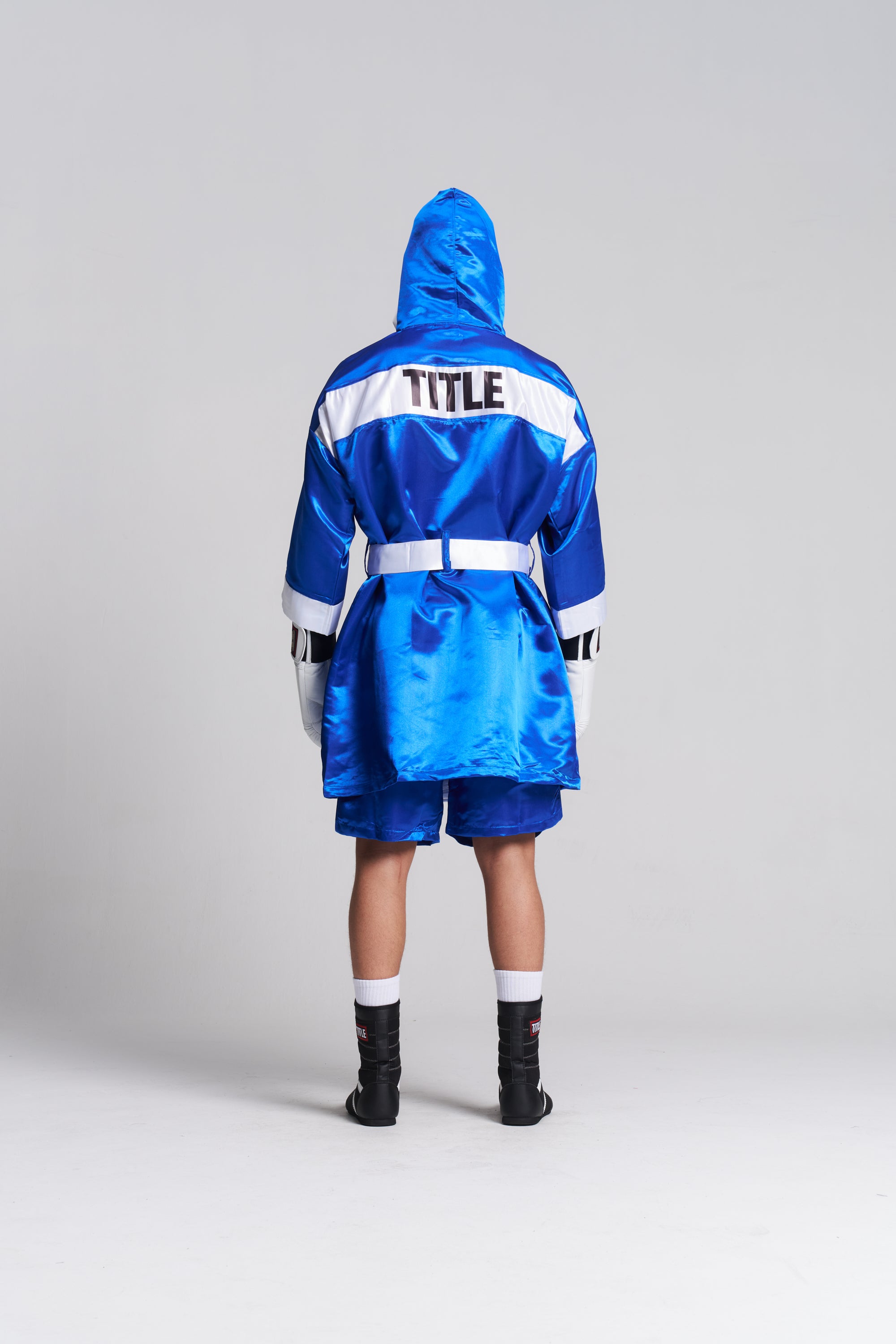 TITLE Fingertip Boxing Robe: Satin, Blue or Red with White Trim