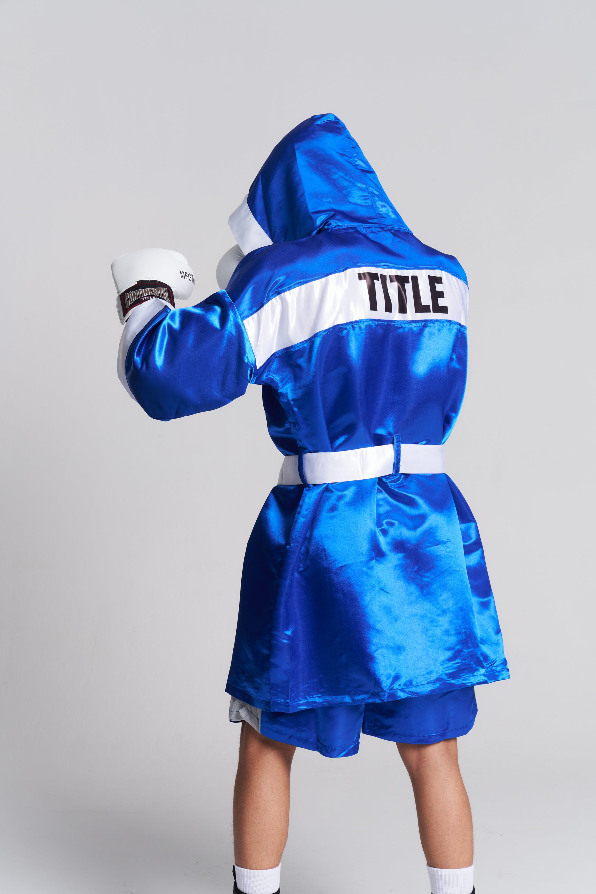 TITLE Fingertip Boxing Robe: Satin, Blue or Red with White Trim
