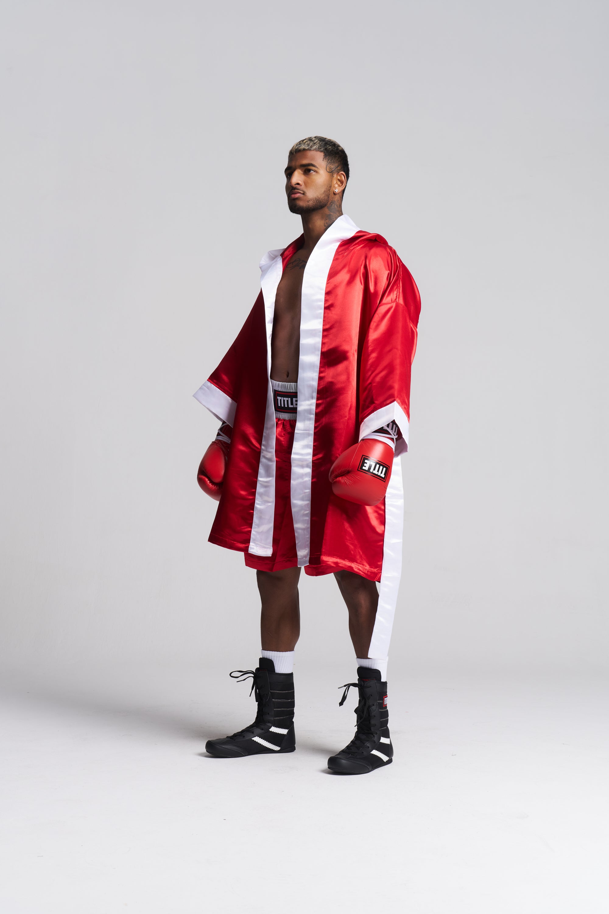 TITLE Fingertip Boxing Robe: Satin, Blue or Red with White Trim